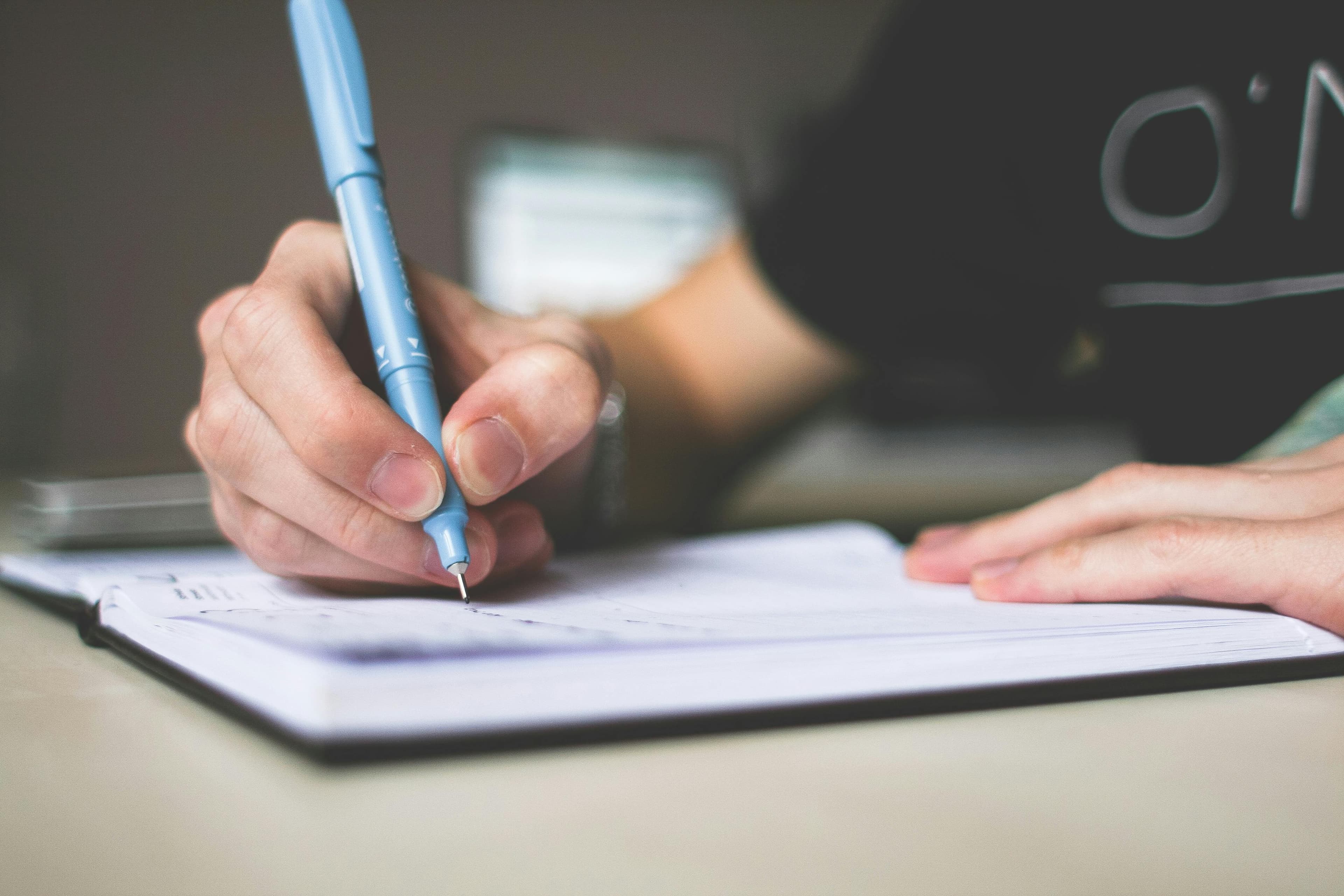 6 Quick And Effective Ways To Start Your College Essays